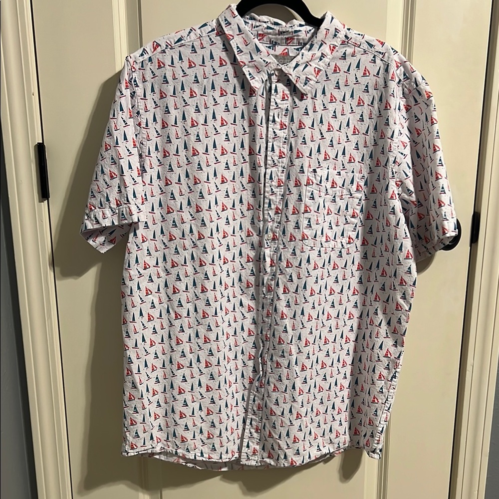 Falls Creek Casual White and Red Button Down Shirt